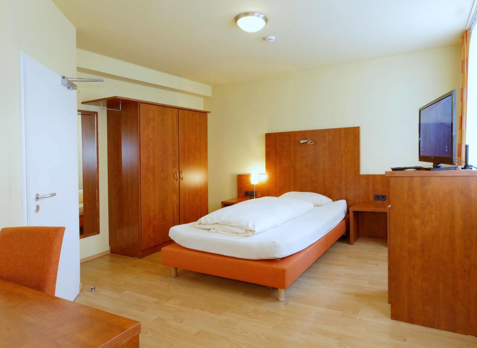 Hotel Alte Fabrik Mettmann Ngoại thất bức ảnh
