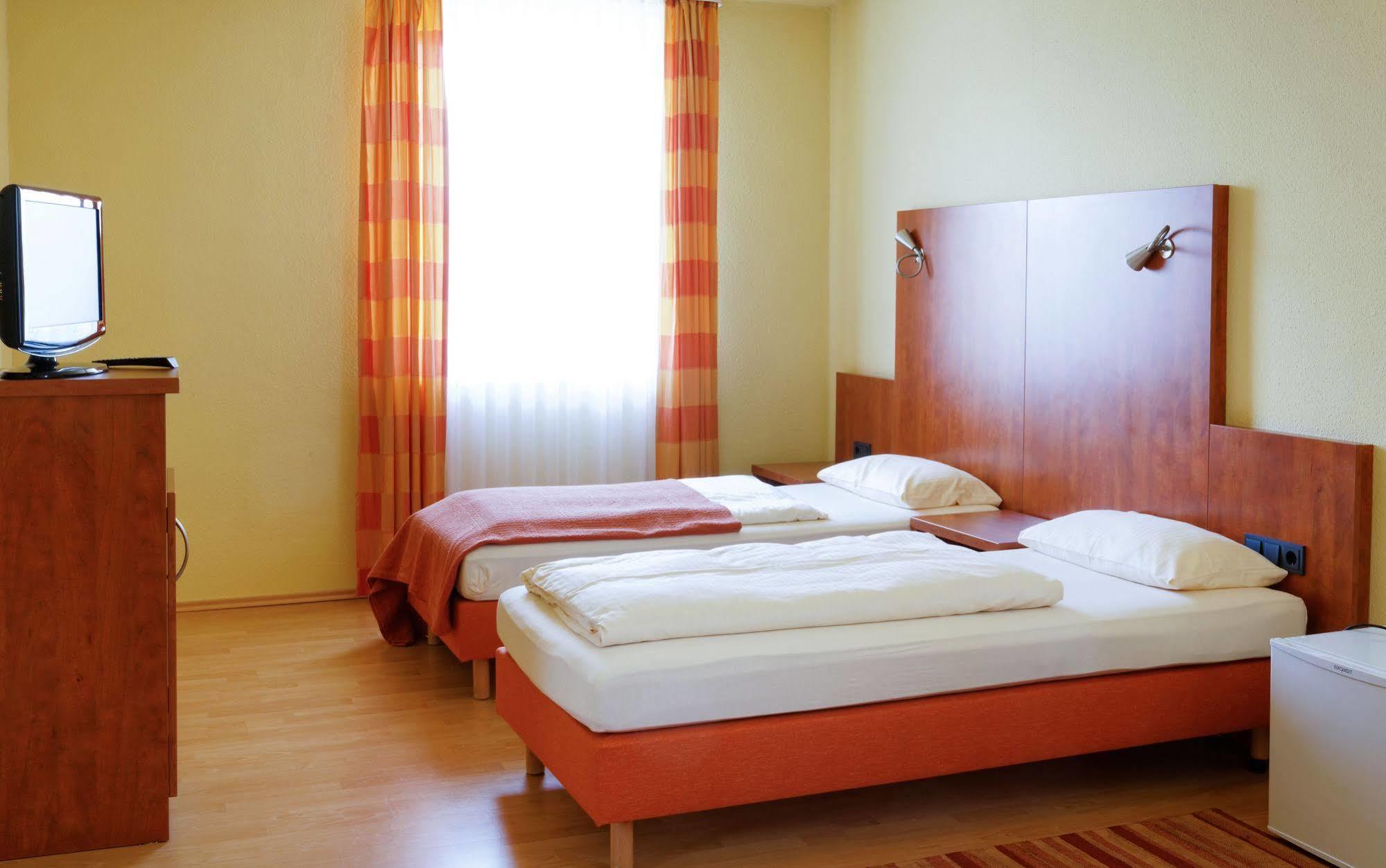 Hotel Alte Fabrik Mettmann Ngoại thất bức ảnh