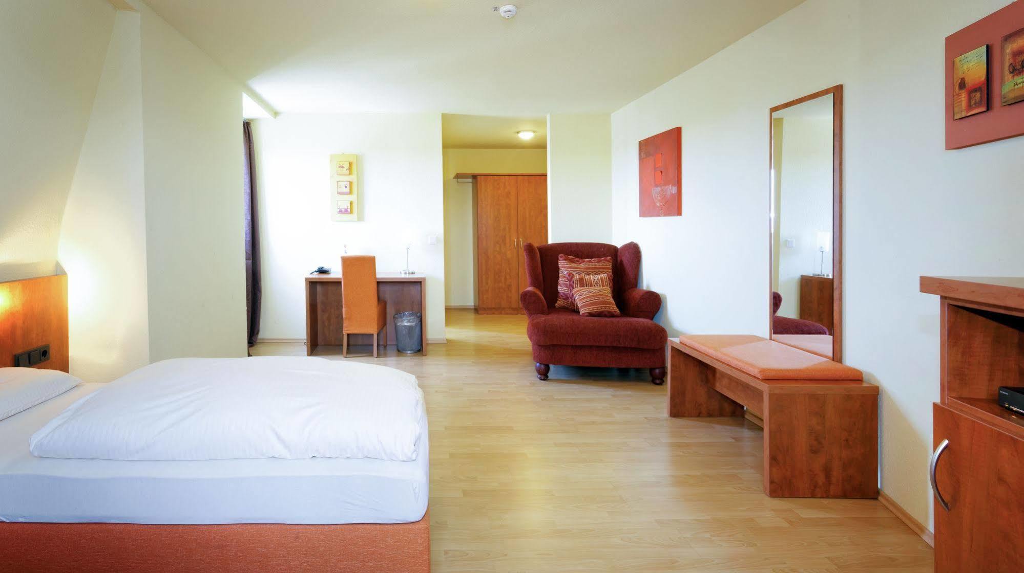 Hotel Alte Fabrik Mettmann Ngoại thất bức ảnh